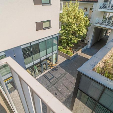 Apartment Karel With Garage Parking Prague Exterior photo